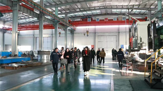 &ldquo;振興新突破 首戰(zhàn)看朝陽&rdquo;網(wǎng)絡(luò)媒體達(dá)人行啟動(dòng) 首站走進(jìn)北票